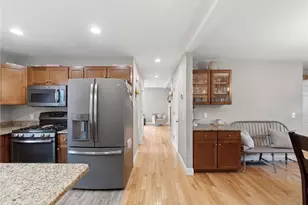 223 Rodman St, South Kingstown, RI 02879 - Photo 6