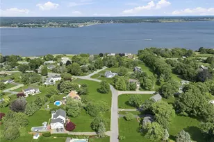 131 Taylor Rd, Portsmouth, RI 02871 - Photo 28