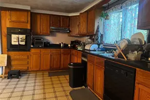 73 Benedict St, Providence, RI 02907 - Photo 18
