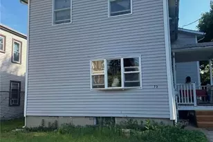 73 Benedict St, Providence, RI 02907 - Photo 2