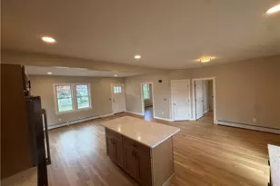 63 Shore Rd, East Providence, RI 02915 - Photo 6