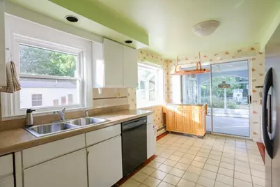 29 Dean Avenue, Johnston, RI 02919 - Photo 16