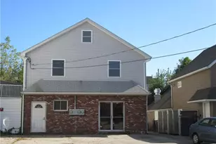 25 Railroad Ave, Westerly, RI 02891 - Photo 1