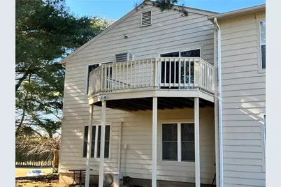 29 Swan Court, North Providence, RI 02904 - Photo 2