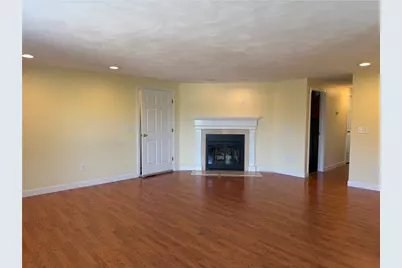 29 Swan Court, North Providence, RI 02904 - Photo 8