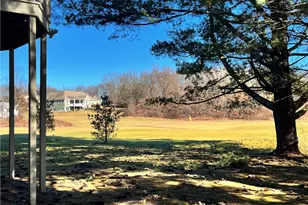 29 Swan Ct, North Providence, RI 02904 - Photo 4