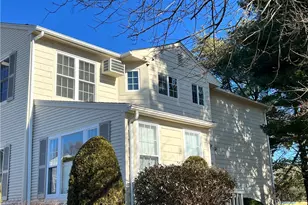 29 Swan Ct, North Providence, RI 02904 - Photo 1