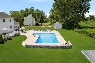 279 Alpine Estates Dr, Cranston, RI 02921 - Photo 10