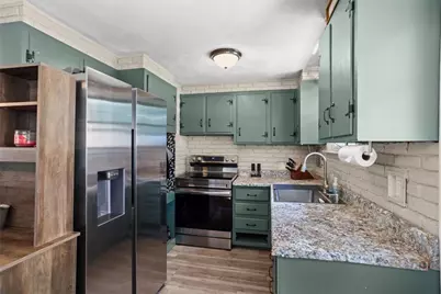 88 Keeley Avenue, Warwick, RI 02886 - Photo 6