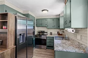 88 Keeley Ave, Warwick, RI 02886 - Photo 6