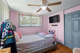88 Keeley Ave, Warwick, RI 02886 - Photo 12