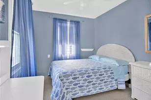 5 Byrnes St, Newport, RI 02840 - Photo 32