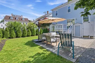 5 Byrnes St, Newport, RI 02840 - Photo 10