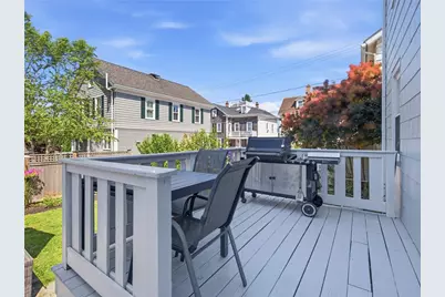 5 Byrnes Street, Newport, RI 02840 - Photo 14