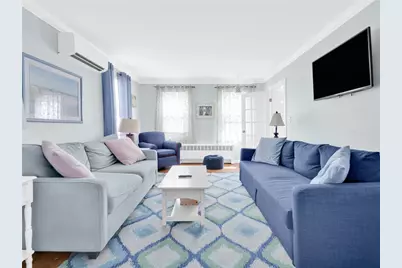 5 Byrnes Street, Newport, RI 02840 - Photo 1