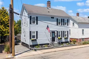 5 Byrnes St, Newport, RI 02840 - Photo 2