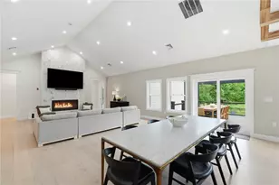 1264 Central Ave, Johnston, RI 02919 - Photo 10