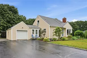 29 Harvest Dr, Coventry, RI 02816 - Photo 2