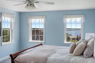 326 Windstone Dr, Portsmouth, RI 02871 - Photo 16