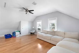 33 Amy St, Providence, RI 02806 - Photo 22