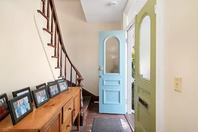 33 Amy Street, Providence, RI 02906 - Photo 6