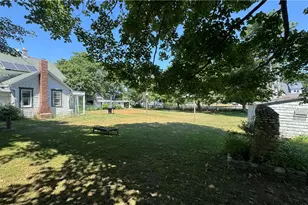 526 Connecticut Ave, Block Island, RI 02807 - Photo 4