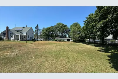 526 Connecticut Avenue, Block Island, RI 02807 - Photo 6