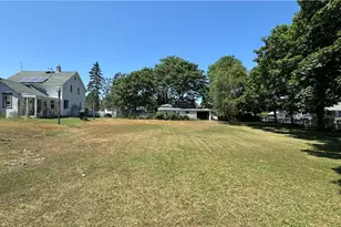 526 Connecticut Ave, Block Island, RI 02807 - Photo 6