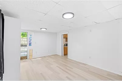 127 Meadow Street, Pawtucket, RI 02860 - Photo 18