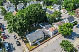 127 Meadow St, Pawtucket, RI 02860 - Photo 36