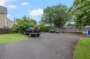22 Aiken St, Pawtucket, RI 02861 - Photo 20
