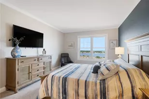 71 Starboard Dr, Tiverton, RI 02878 - Photo 34