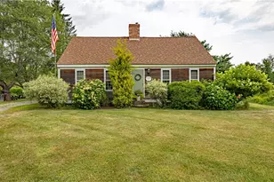 93 Moosup Valley Rd, Foster, RI 02825 - Photo 2