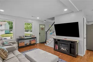 10 Loggers Run, West Warwick, RI 02893 - Photo 4