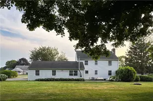 9 South Dr, Middletown, RI 02842 - Photo 6