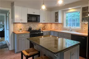 9 South Dr, Middletown, RI 02842 - Photo 10