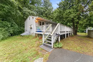 41 Shirley St, Warwick, RI 02888 - Photo 1