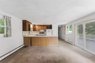 41 Shirley St, Warwick, RI 02888 - Photo 8