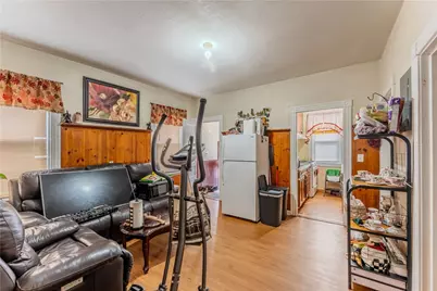 264 Douglas Avenue, Providence, RI 02908 - Photo 20