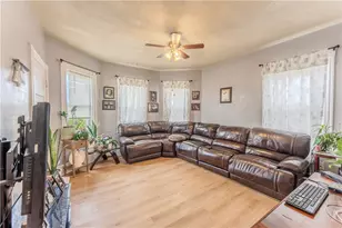 264 Douglas Ave, Providence, RI 02908 - Photo 10