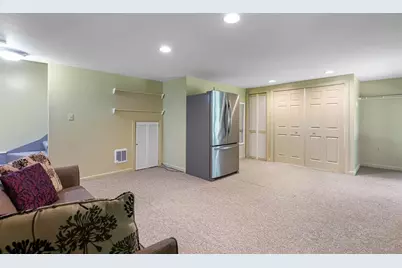 8 Acorn Court #E2, South Kingstown, RI 02879 - Photo 40