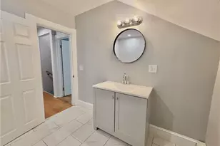 5 Greystone Ave, North Providence, RI 02911 - Photo 10