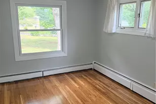 121 Greenwich Ave, Warwick, RI 02886 - Photo 10