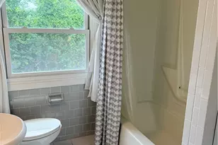 121 Greenwich Ave, Warwick, RI 02886 - Photo 14
