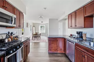 59 Bourne Ave, East Providence, RI 02916 - Photo 8