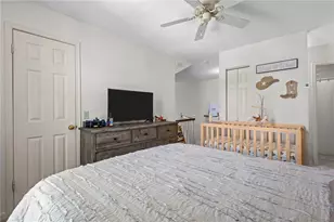 626 Smithfield Rd, North Providence, RI 02904 - Photo 10