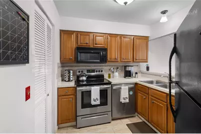 626 Smithfield Road #908, North Providence, RI 02904 - Photo 8