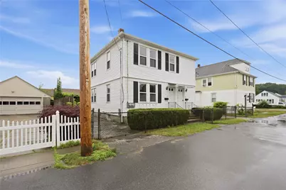 18 Jackson Avenue, Johnston, RI 02919 - Photo 4