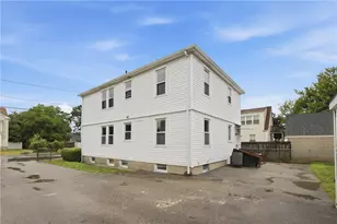 18 Jackson Ave, Johnston, RI 02919 - Photo 32