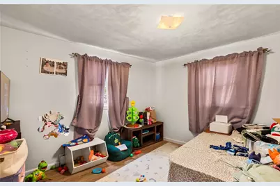 118 Foxcroft Avenue, Warwick, RI 02889 - Photo 4